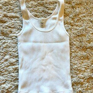 🔥 3/$20 NWOT Aritzia TNA RIbbed White Tank Top